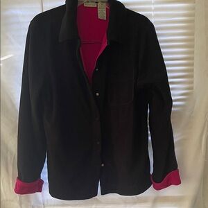 White Stag Black and Fuchsia Top